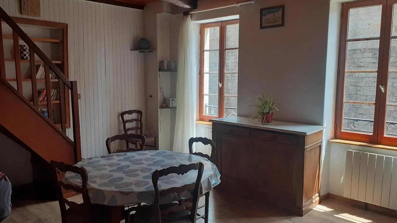 Hébergement de vacances maison avec jardin Sylvanes France